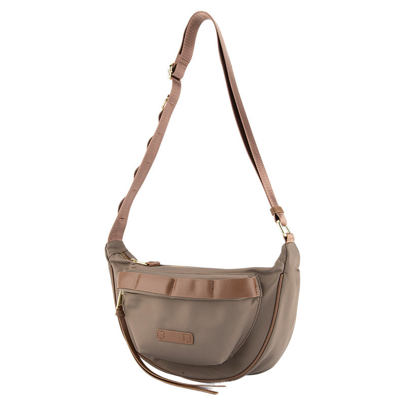 Wholesale Waterproof Oxford cloth small shoulder bag with large capacity for commuting